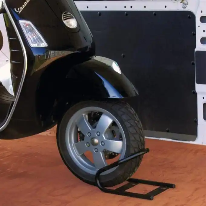 Moto Wheel Chock F Neu