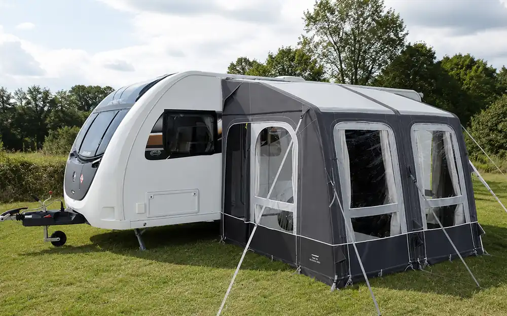 Dometic Rally Air All Season 260 aufblasbares Wohnwagen- / Reisemobilvorzelt Echt