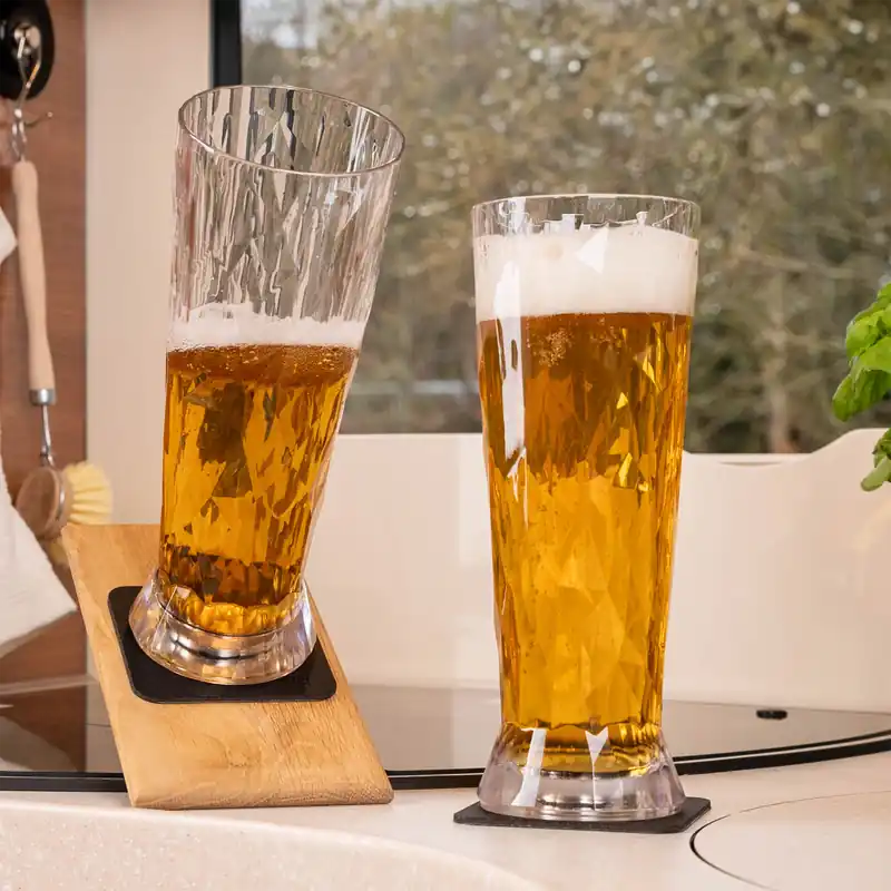 Silwy Magnet-Kunststoffgläser BIER inkl. metallische Gel-Untersetzer 6 Stück (500 ml) Top-Seller
