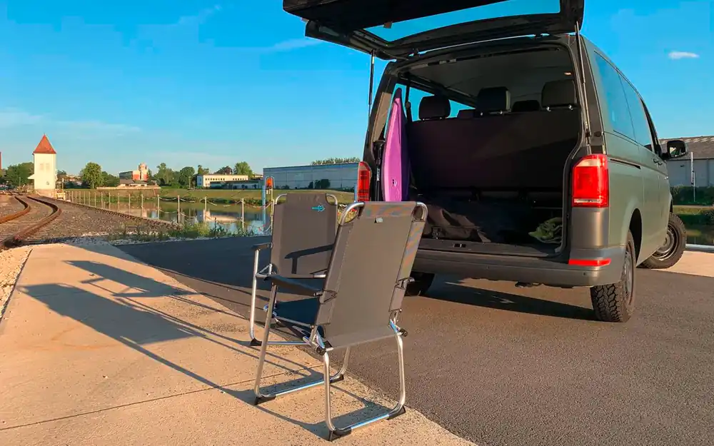 BusBoxx chairBOXX mit 2 Stühlen VW T5 / T6 Campingstuhlmodul Bestseller