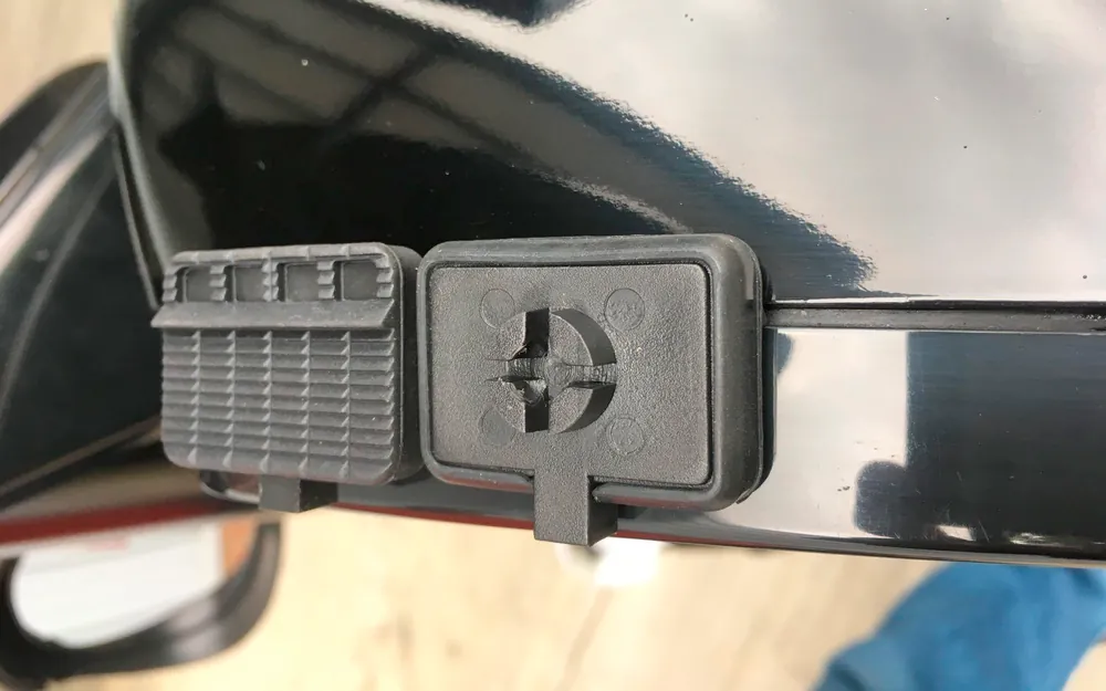 Knallerangebot Milenco Aero LR Pads Klemmen für Außenspiegel 4er Set für Land Rover Discovery ab Bj. 2014
