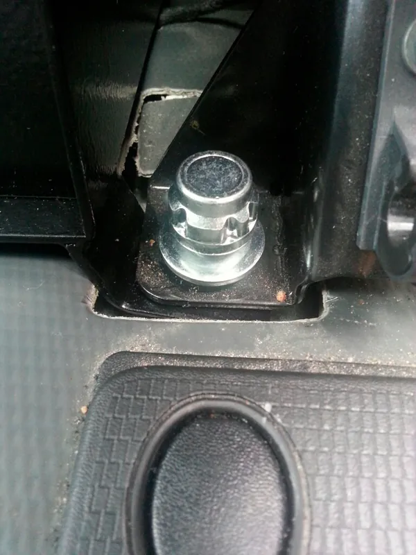 Sonderangebot Mobil Safe Sicherungsschraube für Mobilsafes Easy Fix 244/255