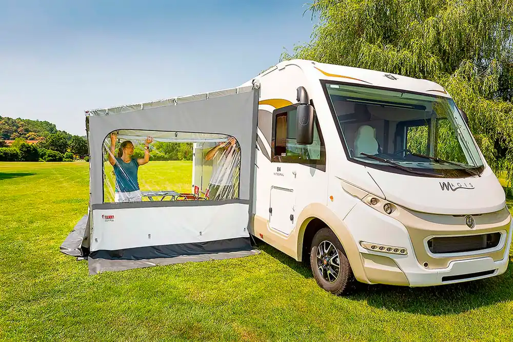Echt Fiamma Side W Pro Shade Seitenwand mit großem Fenster für Fiamma F45 / F65 / F80s