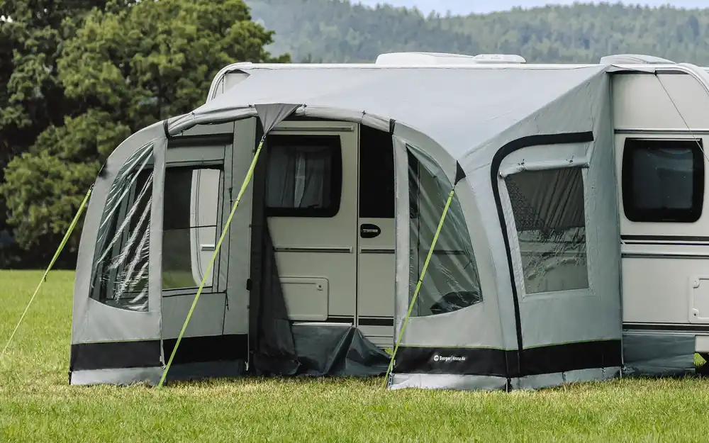 Bestseller Berger Arona Alu Reisevorzelt für Wohnwagen, Anbauhöhe 240 - 255 cm