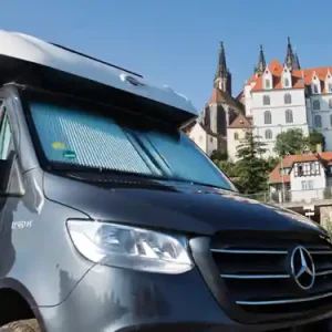 Jetzt Kaufen Remis Fahrerhausverdunkelung REMIfront IV für Mercedes Sprinter ab 2019