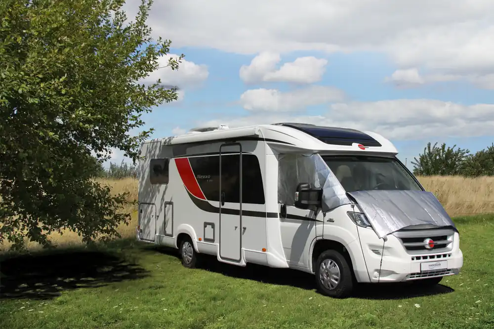 Aktuell Hindermann Außenisoliermatte Four Seasons für Vans / Alkoven -/ teilintegrierte Fahrzeuge