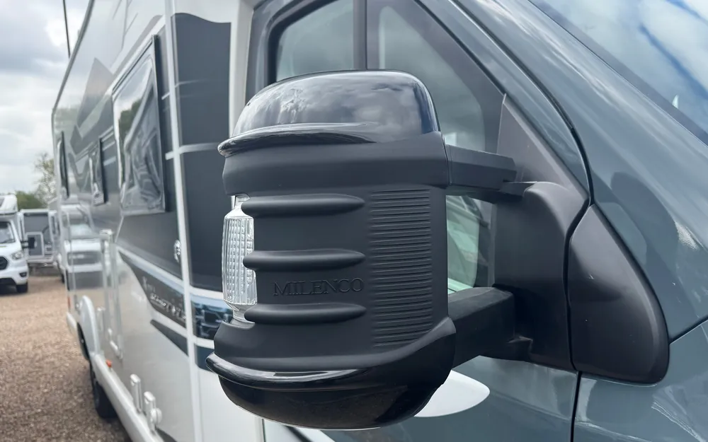 Milenco Spiegelschutz Stoßstangen für neue 2025 Fiat / Peugeot oder Citroen Wochenendangebot