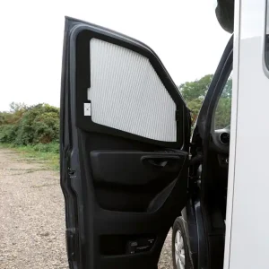 Neue Ware Remis Remifront Fahrerhausverdunkelung Mercedes-Benz Sprinter VS30 ab 2018 schwarz Sensorpaket