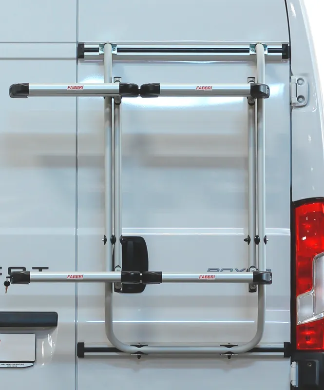 Fabbri Van Double-Door Ski Heckträger für 6 Paar Ski / 4 Snowboards Garantierte Lieferung