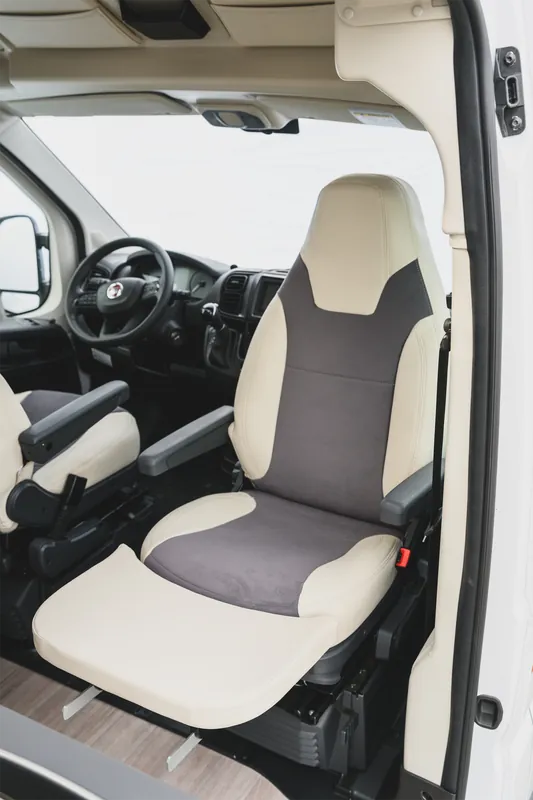 Letzte Chance ART Beinauflage für Reisemobilsitz