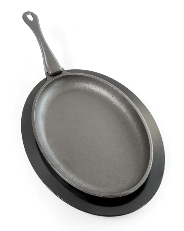 Must-Have Napoleon Gusseisen Pfanne mit Untersetzer